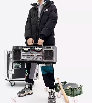 FILA FUSION Long Down Jacket - Black Stylish Winter Coat T11M242911F-BK Shop FILA FUSION Long Down Jacket - Black Stylish Winter Coat T11M242911F-BK