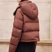 Sizing FILA Fusion Oversized Short Puffer Jacket Deep Brown Fashion Casual. T11W443908F-BN
