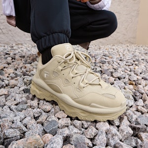 FILA FUSION QD96 ライトカーキベージュ T12M241201FSO Details for FILA FUSION QD96 ライトカーキベージュ T12M241201FSO