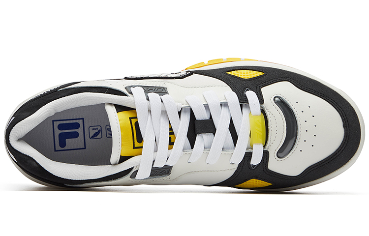 Lookbook FILA FUSION 'Putih Hitam' T12M131207FBB