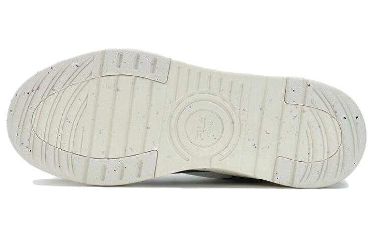 Shop 휠라 퓨전 뱅크 DX 스케이트 슈즈 '블랙 화이트' T12M332201FSP