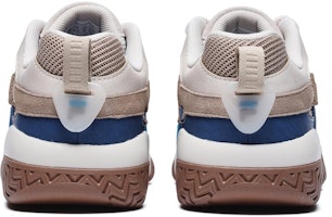 FILA FUSION Barricade 'Putih Pasir/Kotoran Khaki' T12M233202FWL Shop FILA FUSION Barricade 'Putih Pasir/Kotoran Khaki' T12M233202FWL