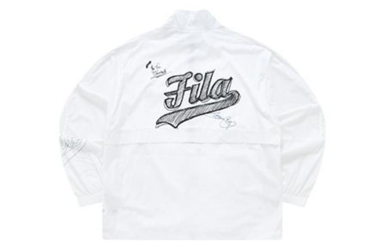 Lookbook FILA FUSION Jaket Baseball Seri Putih Loose Fit dengan Cetak Huruf T11M322702F-WT