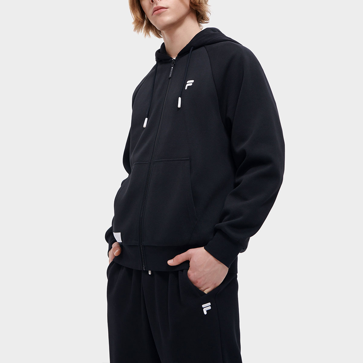 Details for FILA Fusion 黑色標誌連帽針織外套 T11M335501F-BK