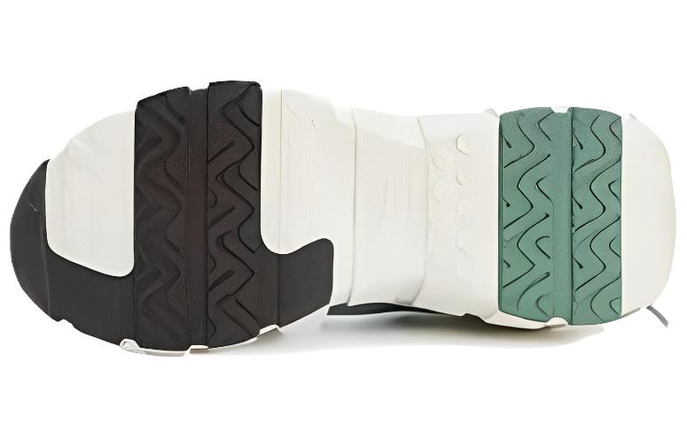 Shop FILA FUSION ボーンスニーカー 白緑茶 (FILA FUSION Bone Sneaker Shiro Midori Cha) T12M321201FBA