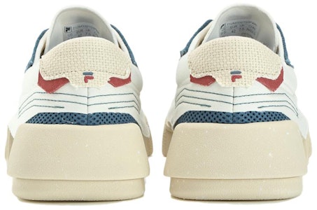 FILA FUSION斐樂潮牌 輕便休閒 低幫 帆布鞋 男款 微白 Shop FILA FUSION斐樂潮牌 輕便休閒 低幫 帆布鞋 男款 微白