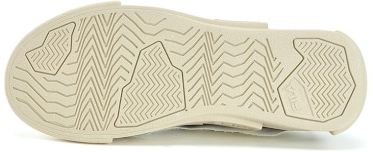 FILA FUSION斐樂潮牌 輕便休閒 低幫 帆布鞋 男款 微白 Purchase FILA FUSION斐樂潮牌 輕便休閒 低幫 帆布鞋 男款 微白