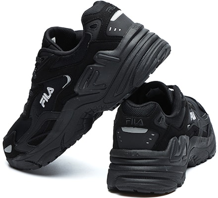 斐乐Fusion Catapult潮流运动老爹鞋黑色 T12M145214FBB Shop 斐乐Fusion Catapult潮流运动老爹鞋黑色 T12M145214FBB