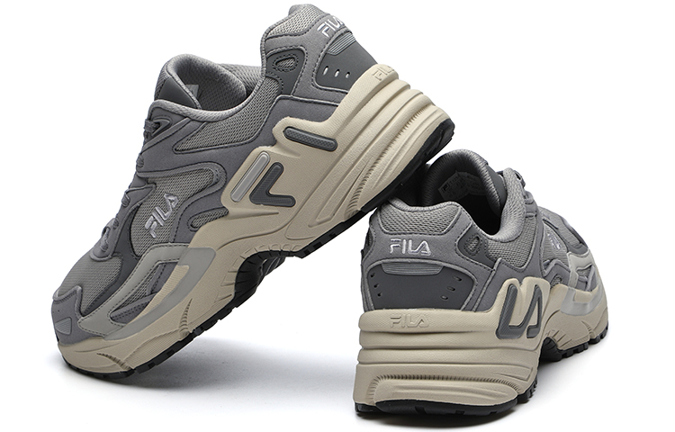 Shop 斐乐FUSION弹射跑鞋‘灰色’ T12M145214FHA