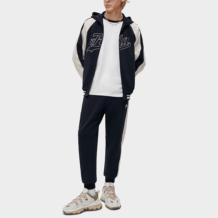 Sizing FILA Fusion Baju Jaket Hoodie Unisex Warna Hitam dengan Logo Sulam. T11U312501F-BK