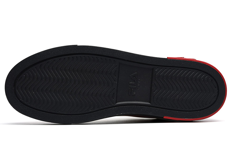 Lookbook 휠라 퓨전 코트 로우탑 스니커즈 화이트/레드 F12M134331FSW