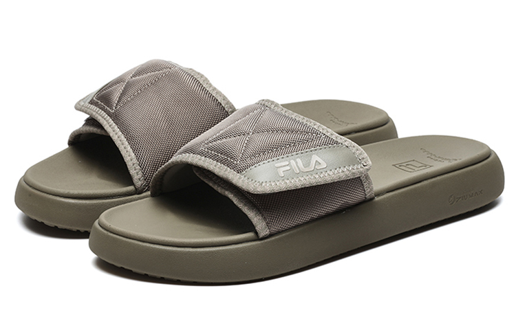 Lookbook 斐乐融合 斐乐潮牌 Donut Dx 潮流拖鞋 淺卡其