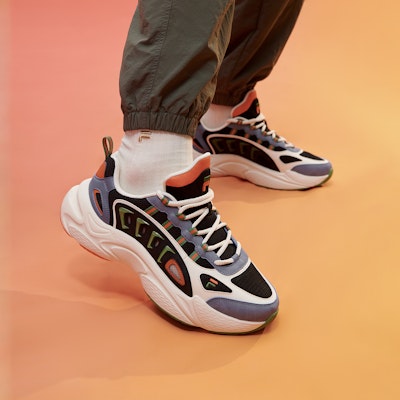 FILA FUSION ダッドシューズ 黒/灰 T12M331601FBP Sizing FILA FUSION ダッドシューズ 黒/灰 T12M331601FBP