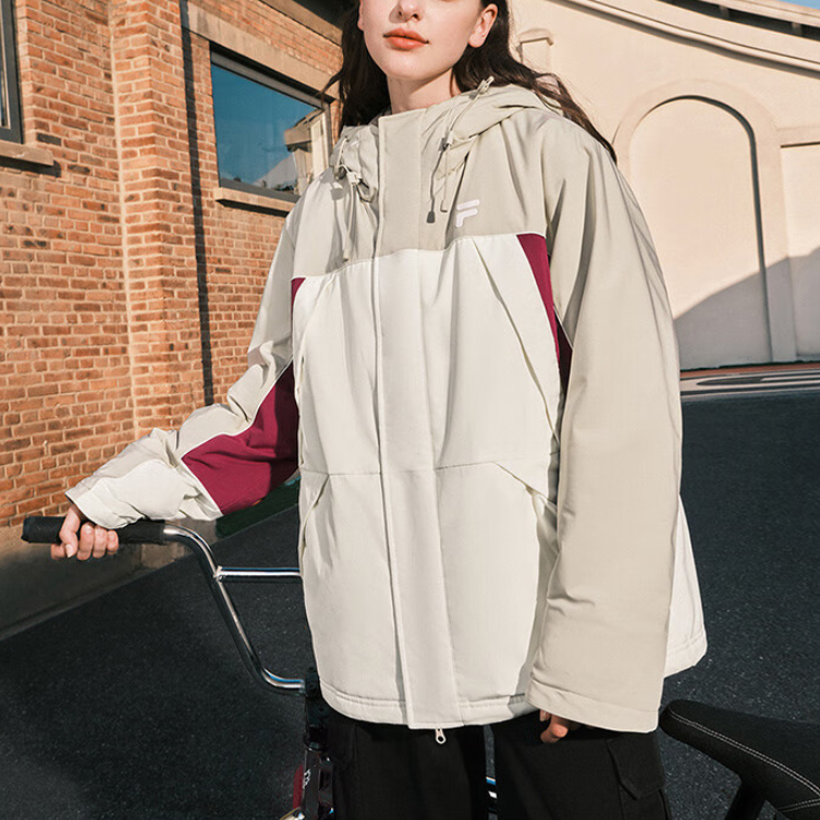 FILA Fusion FOB Series Casual Loose Fit Hooded Patchwork Cotton Jacket Feather Grey T11U443902F-GY 圖 4