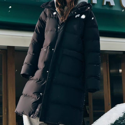 FILA Fusion FOB Unisex Black Windproof Warm Down Jacket Casual Fashion Style T11U443903F Sizing FILA Fusion FOB Unisex Black Windproof Warm Down Jacket Casual Fashion Style T11U443903F