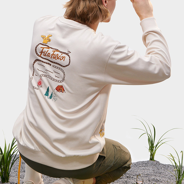 Shop FILA FUSION FOB 男女款寬鬆圓領衛衣-麥芽色 T11U333206FBG