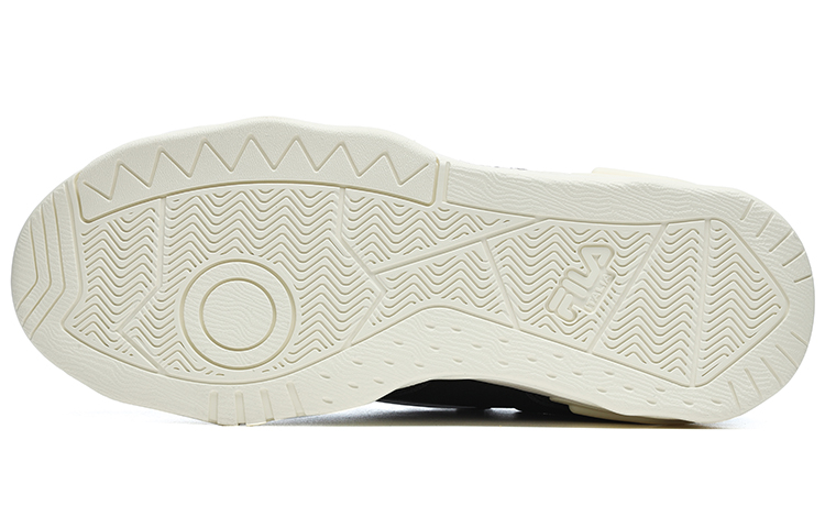 Purchase FILA FUSION Sepatu Kick 'Hitam Putih' T12M242203FBC