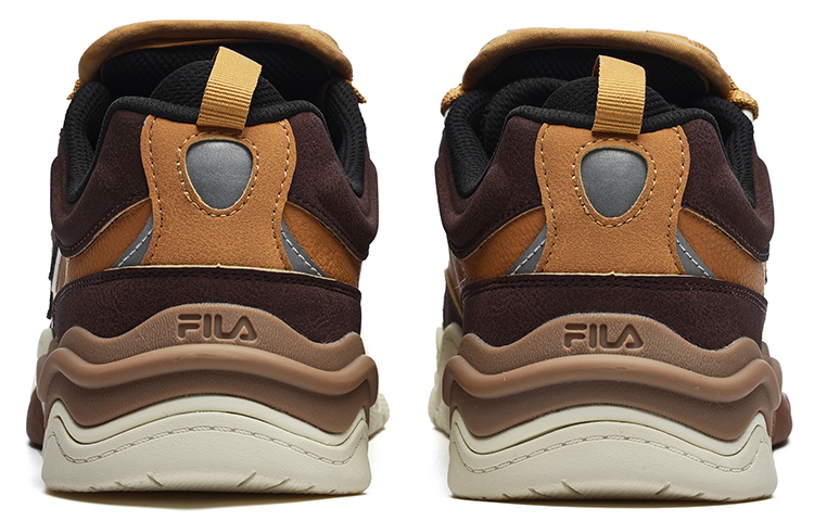 Shop FILA FUSION Sepatu Kick 'Coklat Oranye' T12M242203FAD