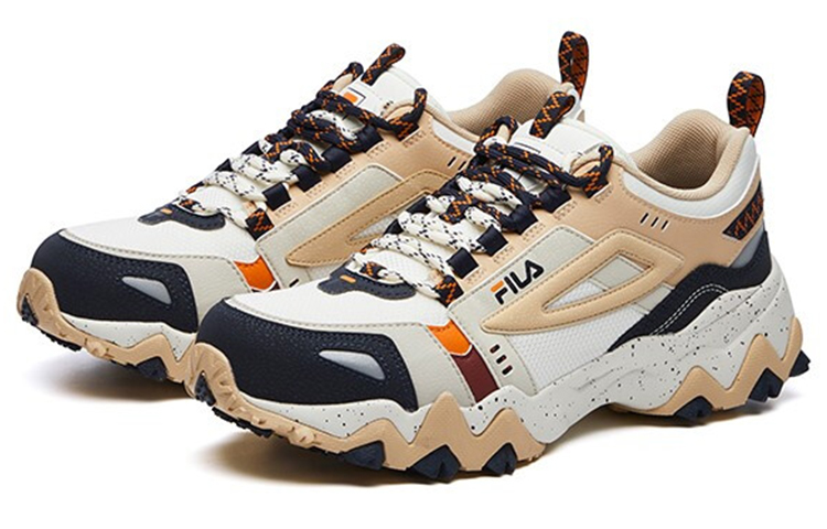 Lookbook フィラ フュージョン ロー ベージュ T12M041102FBW