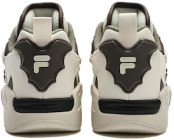 Shop FILA FUSION斐樂潮牌 百搭復古簡約舒適 防滑耐磨 低幫 籃球鞋 男款 白色
