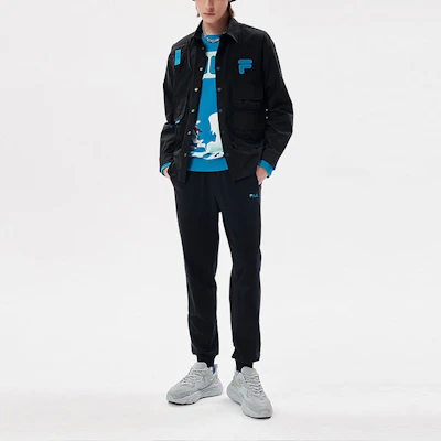 FILA Fusion 户外多口袋夹克 黑色休闲外套 T11M133402F-BK Sizing FILA Fusion 户外多口袋夹克 黑色休闲外套 T11M133402F-BK