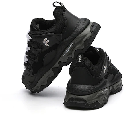 斐乐Fusion QD96“黑色复古爸爸” T12M145218FBB Shop 斐乐Fusion QD96“黑色复古爸爸” T12M145218FBB