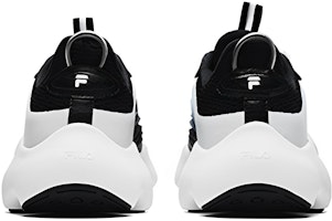 FILA FUSION斐樂潮牌 Ray 3 運動休閒鞋 男款 黑白 Shop FILA FUSION斐樂潮牌 Ray 3 運動休閒鞋 男款 黑白