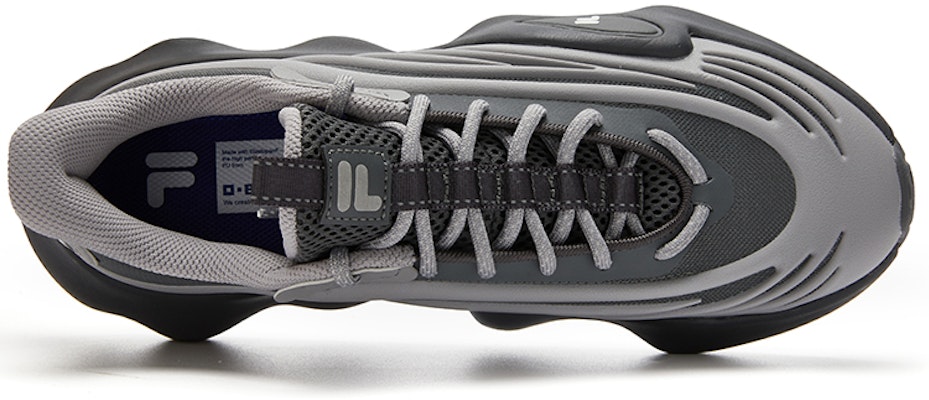 Kasut Sukan FILA FUSION Ray 3 'Kelabu' T12M321105FDA Lookbook Kasut Sukan FILA FUSION Ray 3 'Kelabu' T12M321105FDA