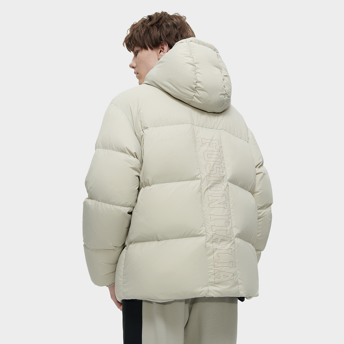 Purchase 휠라 퓨전 RDS 시빅 그레이 다운 자켓 후디 - 스타일리시 & 따뜻함. T11M345909F-GY