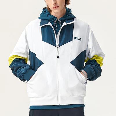 FILA FUSION 復古印花寬鬆版運動外套 白色 男款 T11M141701FWT Shop FILA FUSION 復古印花寬鬆版運動外套 白色 男款 T11M141701FWT