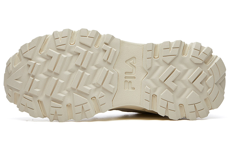 Shop FILA Fusion Sky Runner 'Xiang Xue Blanco' T12M111101FAW