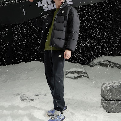 FILA Fusion Solid Color Hooded Puffer Jacket - Jet Black T11M341903F-BK Sizing FILA Fusion Solid Color Hooded Puffer Jacket - Jet Black T11M341903F-BK