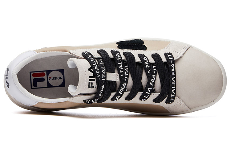 Lookbook 斐乐 FUSION Stride 跑鞋 T12M115106FMP