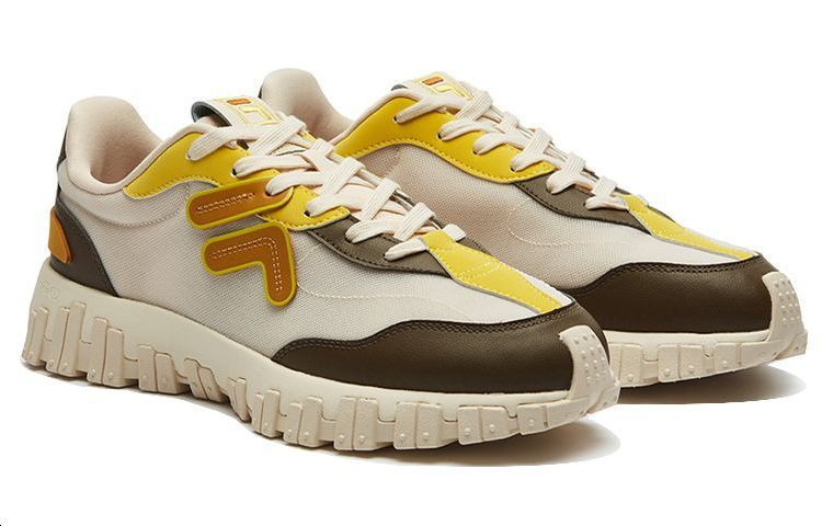 Shop Fila Fusion 斐乐潮牌 減震防滑耐磨 低筒老爹鞋 木薯粉