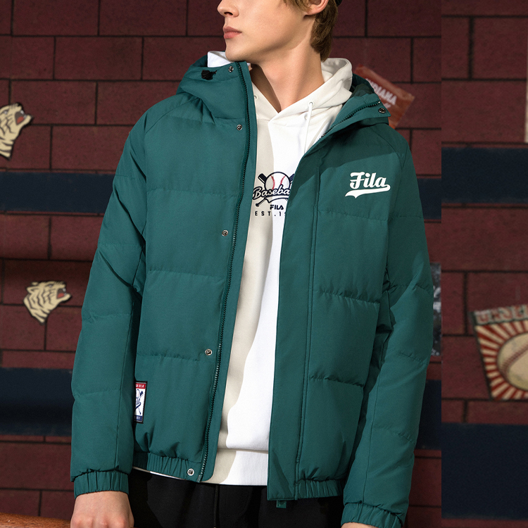 FILA Fusion Winter Puffer Jacket with Logo Print in Far Mountain Green. T11M042902F-DG 圖 4