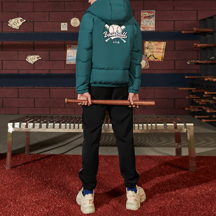 FILA Fusion Winter Puffer Jacket with Logo Print in Far Mountain Green. T11M042902F-DG 圖 5