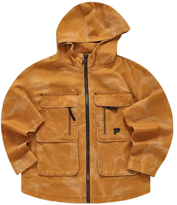 FILA FUSION Jaket Kuning Logo Solid Hooded Kerja Gaya Kasual T11M343701F-YE Lookbook FILA FUSION Jaket Kuning Logo Solid Hooded Kerja Gaya Kasual T11M343701F-YE