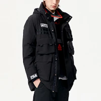 Details for FILA Fusion x White Mountaineering 男款黑色可拆卸口袋羽絨外套 T11M147908F-BK