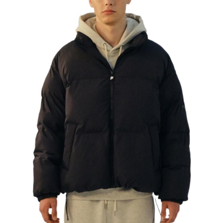 Shop FILA FW22 黑色高领拉链夹克带简约标志补丁 男女休闲服 FE2DJE6101X-BLK