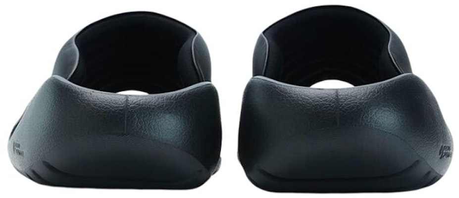 휠라 갤럭시 슬리퍼 '블랙' F12M321501FBA Lookbook 휠라 갤럭시 슬리퍼 '블랙' F12M321501FBA