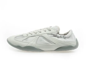 FILA GLIO - Classic Sneakers for Everyday Style. Plain gray FS261OD03X030-031 FILA GLIO - Classic Sneakers for Everyday Style. Plain gray FS261OD03X030-031