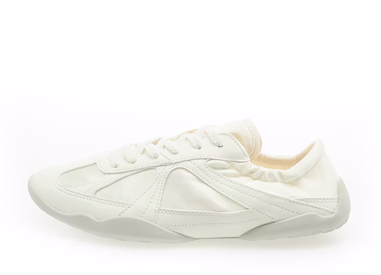 FILA GLIO 纯白休闲运动鞋 FS261OD03X030-260 Buy FILA GLIO 纯白休闲运动鞋 FS261OD03X030-260
