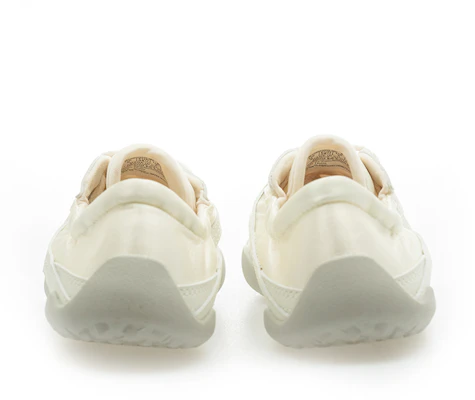 FILA GLIO 纯白休闲运动鞋 FS261OD03X030-260 Lookbook FILA GLIO 纯白休闲运动鞋 FS261OD03X030-260