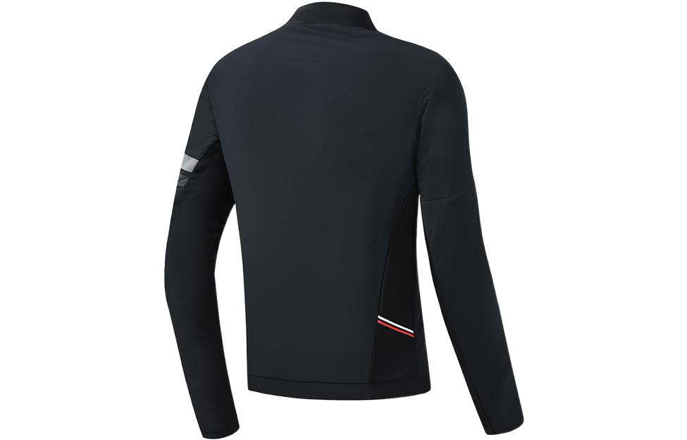 Lookbook Chaqueta de Algodón FILA Golf de Cuello Alto y Color Sólido. A11M315901F-BK