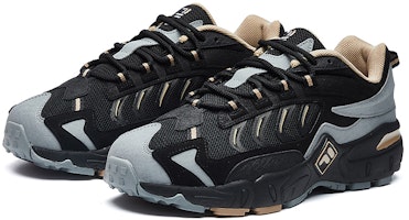 FILA经典运动鞋 黑色/灰色 F12M031127FBG Lookbook FILA经典运动鞋 黑色/灰色 F12M031127FBG