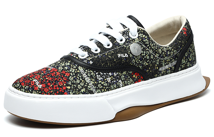 Order FILA Sepatu Sneakers Floral Hitam/Hijau F12M134347FGN