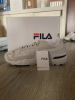 HERITAGE 掠奪者復古跑鞋 Buy HERITAGE 掠奪者復古跑鞋