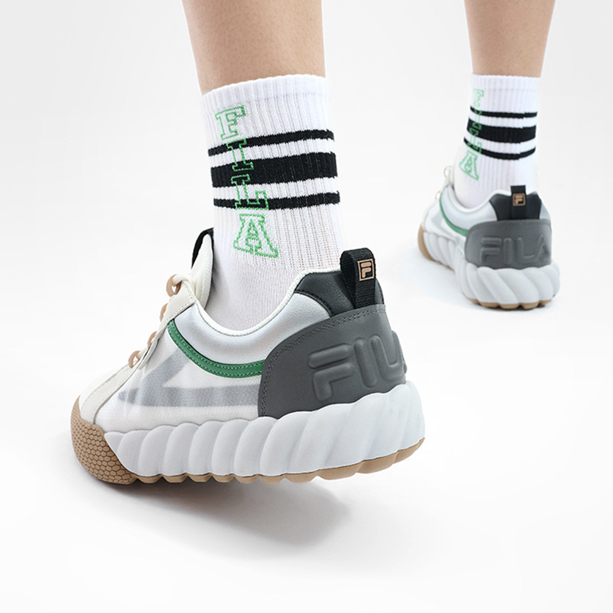 Sizing FILA Icona Low '先锋白灰' F12M423208FST