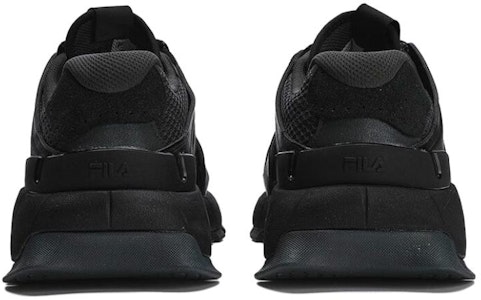 휠라 인세토 운동화 '코어 블랙' (깔끔한 블랙) F12M321103FBD Lookbook 휠라 인세토 운동화 '코어 블랙' (깔끔한 블랙) F12M321103FBD