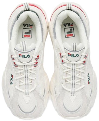 Kasut FILA Interation Light Beige/Putih 1JM01283_926 Lookbook Kasut FILA Interation Light Beige/Putih 1JM01283_926